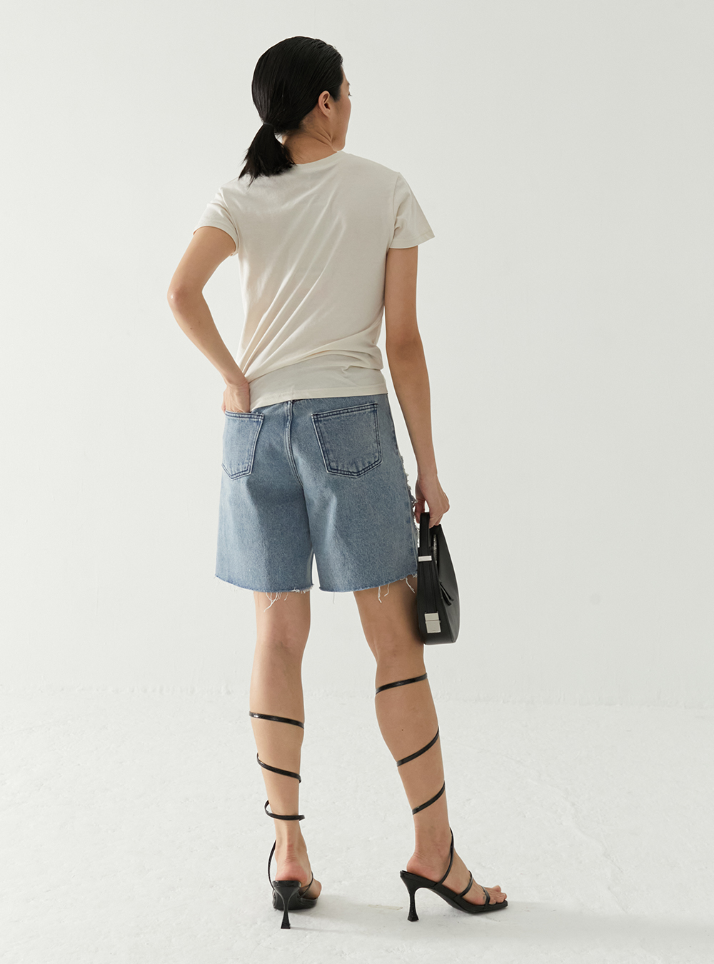 ☆ PEARL EMBELLISHED DESTROYED SHORTS/KIMHEKIM☆ Pearl Embellished Destroyed Shorts - By KIMHEKIM societyA