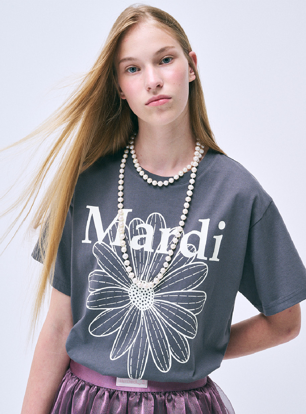Tshirt Flowermardi in Charcoal Ivory by Mardi Mercredi