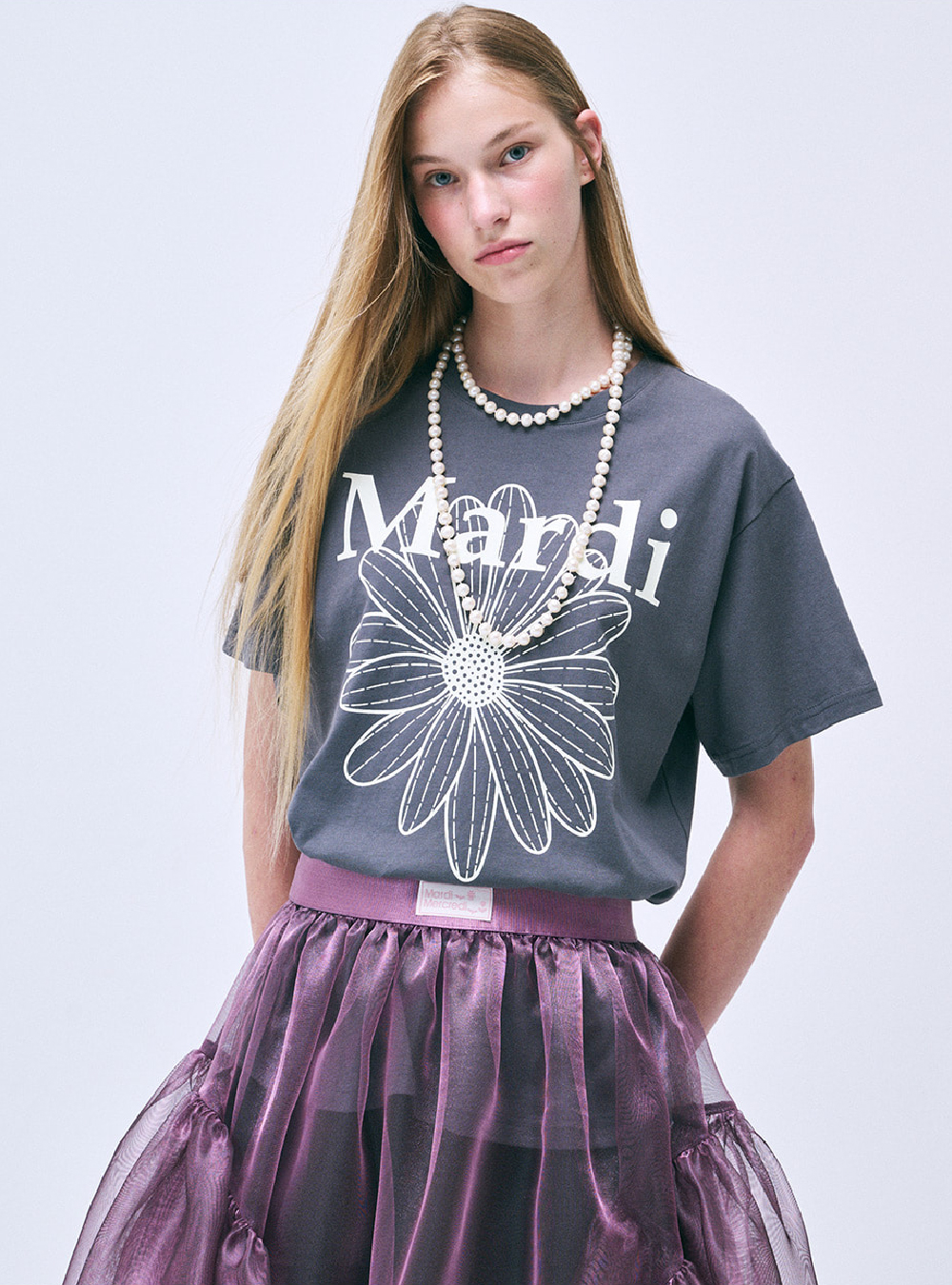 ●Mardi Mercredi●UNISEX TSHIRT FLOWERMARDI_BLACK IVORY UNISEX TSHIRT FLOWERMARDI_BLACK IVORY - MARDI MERCREDI