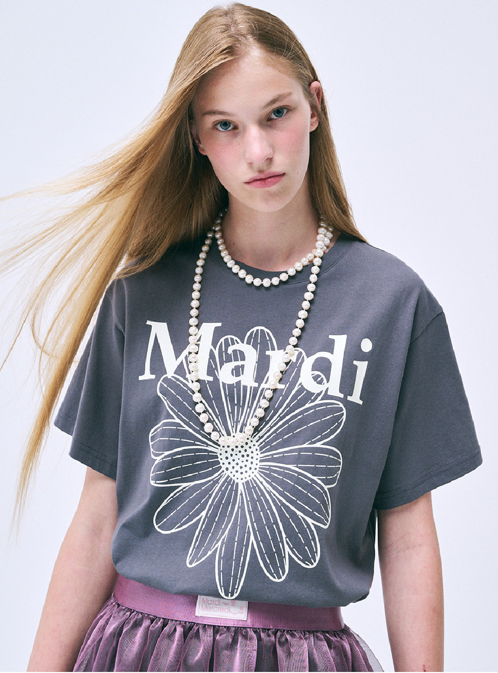 ●Mardi Mercredi●UNISEX TSHIRT FLOWERMARDI_CHARCOAL IVORY TSHIRT-FLOWERMARDI_CHARCOAL-