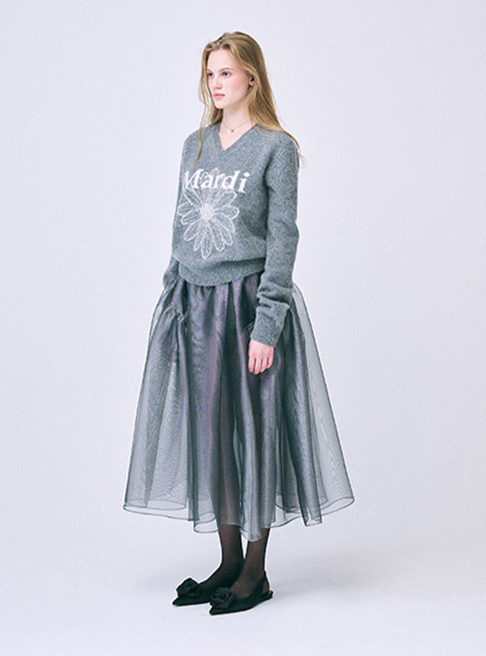 Raccoon Blended Cardigan V Neck Spade in Grey by Mardi
